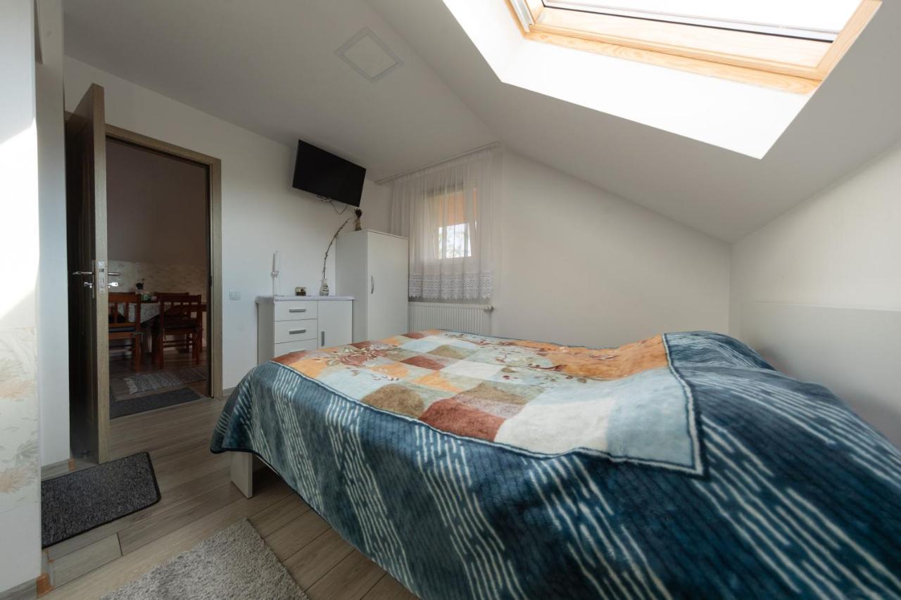 Csikcsicso, 699 Sillok Utca Apartment *